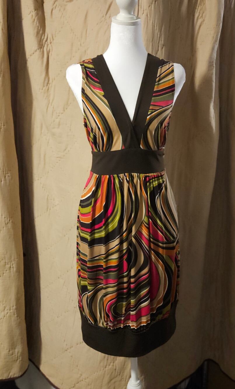 IZ Byer California XL Retro Swirl Print Sleeveless V-Neck Tie Waist Mini Dress